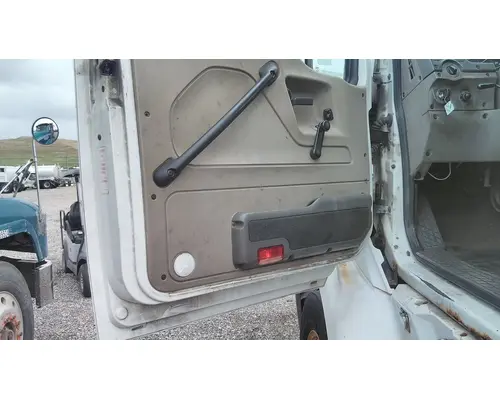 STERLING A9500 1999-2010 DOOR ASSEMBLY, FRONT