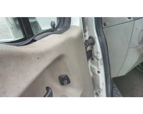 STERLING A9500 1999-2010 DOOR ASSEMBLY, FRONT