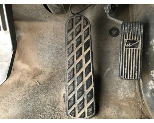 STERLING A9500 SERIES Body, Misc. Parts