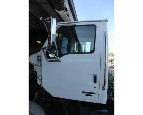 STERLING A9500 SERIES Cab