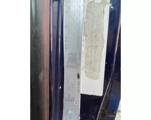 STERLING A9500 SERIES Complete Vehicle