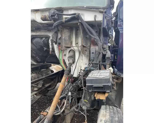 STERLING A9500 SERIES Complete Vehicle