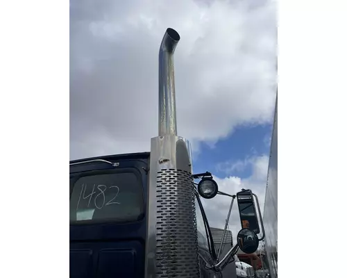 STERLING A9500 SERIES Complete Vehicle