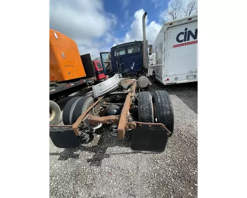 STERLING A9500 SERIES Complete Vehicle