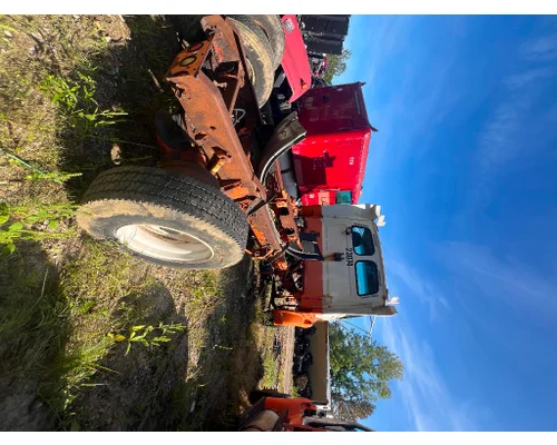 STERLING A9500 SERIES Complete Vehicle