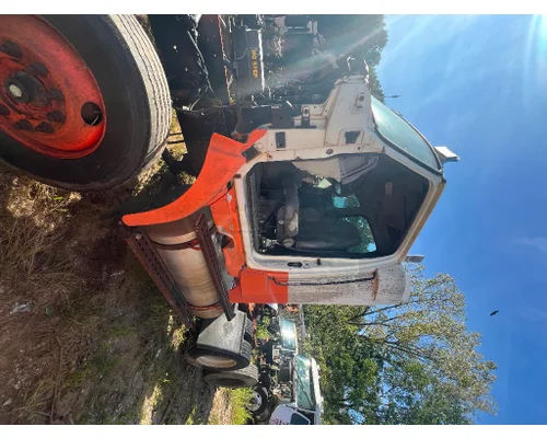 STERLING A9500 SERIES Complete Vehicle