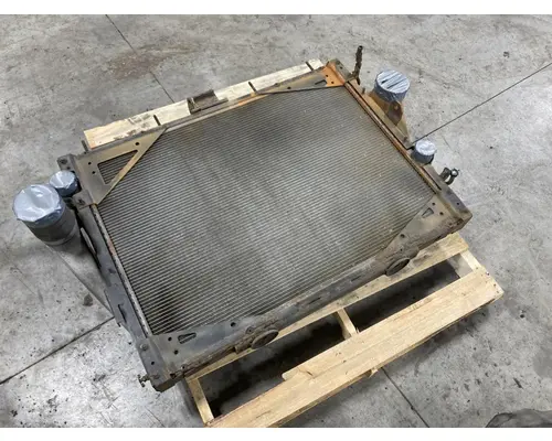 STERLING A9500 SERIES Cooling Assembly. (Rad., Cond., ATAAC)