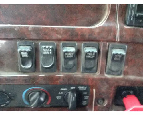 STERLING A9500 SERIES Dash Assembly