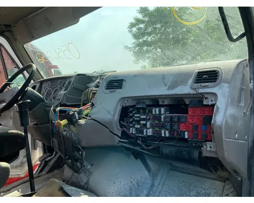 STERLING A9500 SERIES Dash Assembly