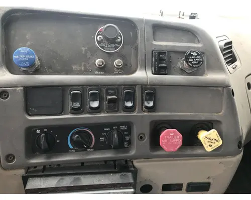 STERLING A9500 SERIES Dash Assembly