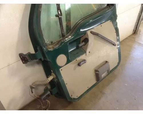 STERLING A9500 SERIES Door Assembly, Front