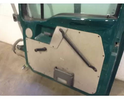 STERLING A9500 SERIES Door Assembly, Front