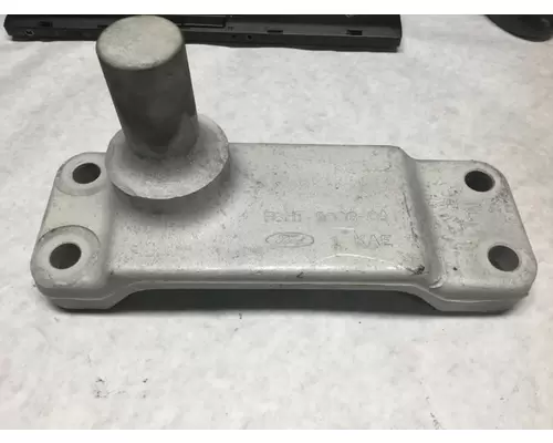 STERLING A9500 SERIES Engine Mounts