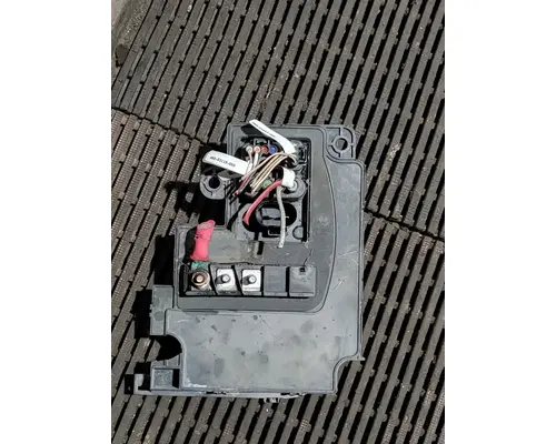STERLING A9500 SERIES Fuse Box