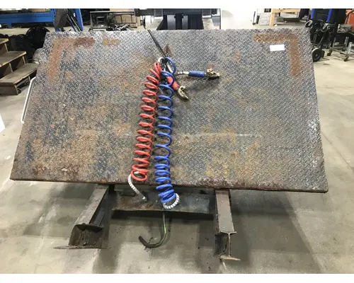 STERLING A9500 SERIES Headache Rack