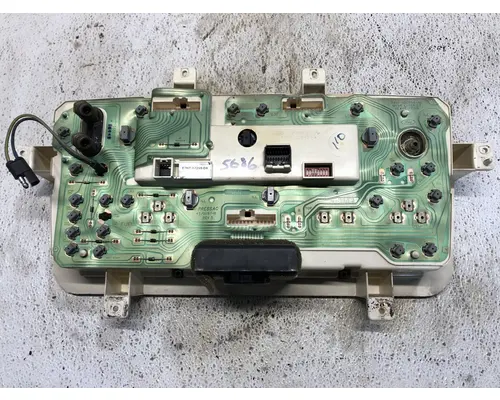 STERLING A9500 SERIES Instrument Cluster