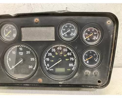 STERLING A9500 SERIES Instrument Cluster