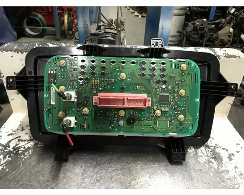 STERLING A9500 SERIES Instrument Cluster