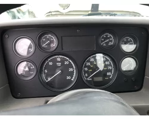 STERLING A9500 SERIES Instrument Cluster