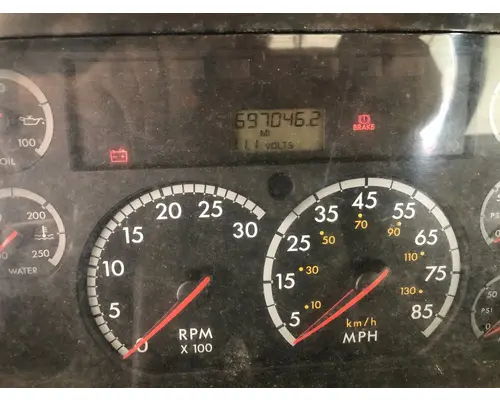STERLING A9500 SERIES Instrument Cluster