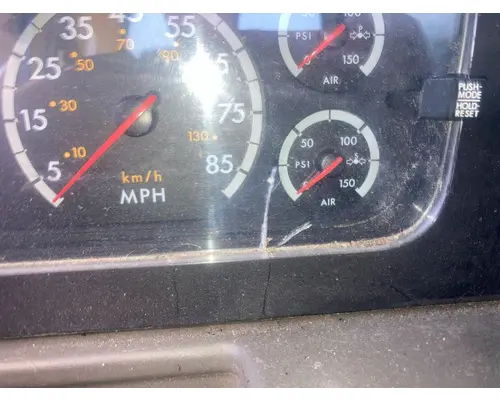 STERLING A9500 SERIES Instrument Cluster