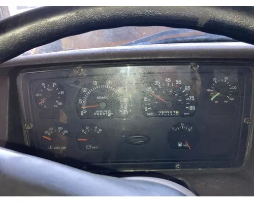 STERLING A9500 SERIES Instrument Cluster