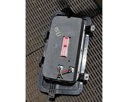 STERLING A9500 SERIES Instrument Cluster