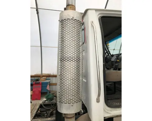 STERLING A9500 SERIES Muffler Shield