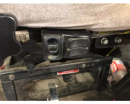 STERLING A9500 SERIES Seat (non-Suspension)