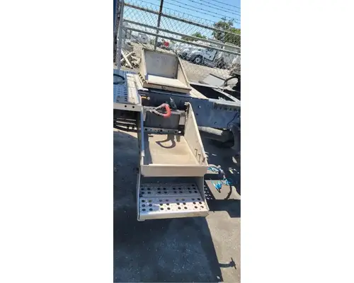 STERLING A9500 Battery BoxTray