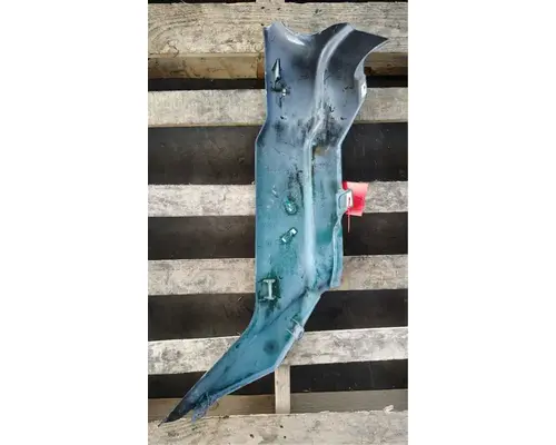 STERLING A9500 Cowl
