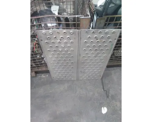 STERLING A9500 DECK (CATWALK) STEP