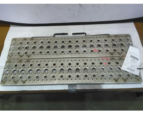 STERLING A9500 DECK (CATWALK) STEP