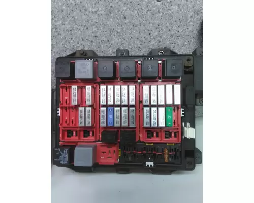 STERLING A9500 FUSE BOX