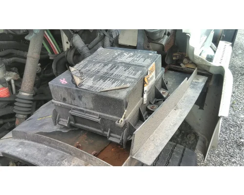 STERLING A9500 FUSE BOX