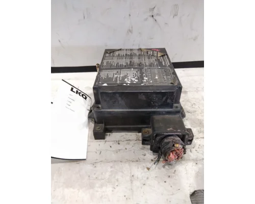 STERLING A9500 FUSE BOX