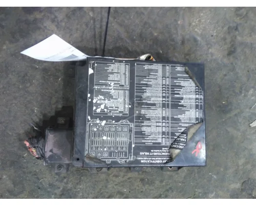 STERLING A9500 FUSE BOX