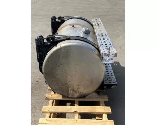 STERLING A9500 Fuel Tank