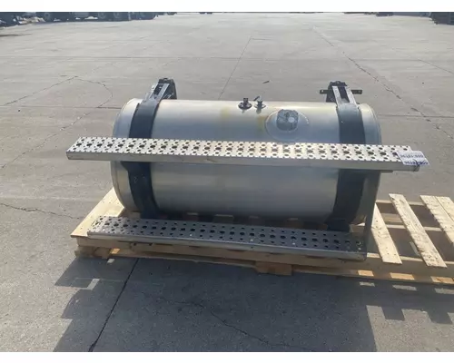 STERLING A9500 Fuel Tank