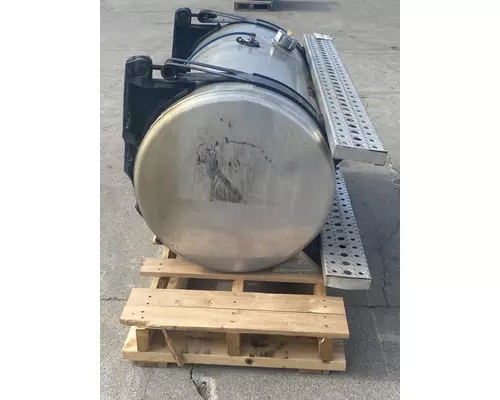 STERLING A9500 Fuel Tank
