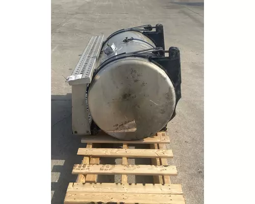 STERLING A9500 Fuel Tank