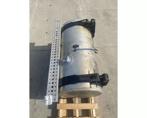 STERLING A9500 Fuel Tank