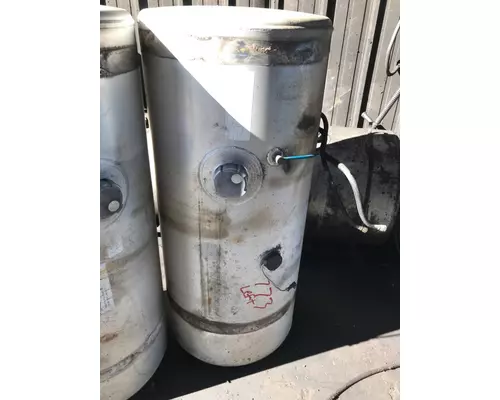 STERLING A9500 Fuel Tank