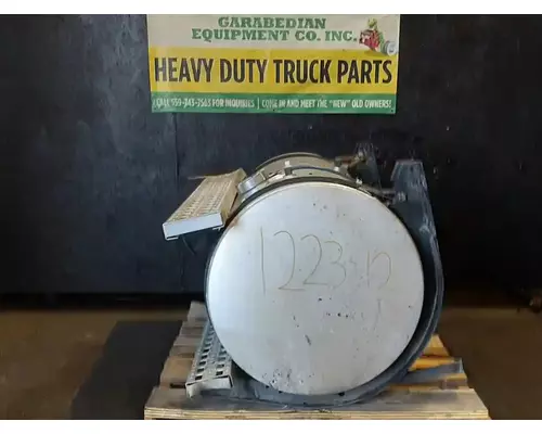 STERLING A9500 Fuel Tank