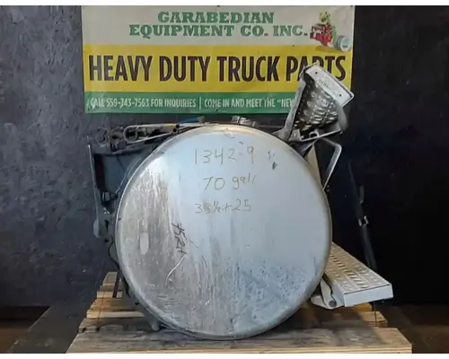 STERLING A9500 Fuel Tank