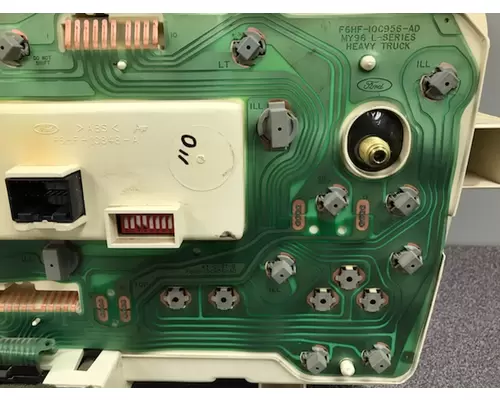 STERLING A9500 Instrument Cluster