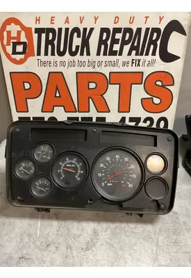 STERLING A9500 Instrument Cluster