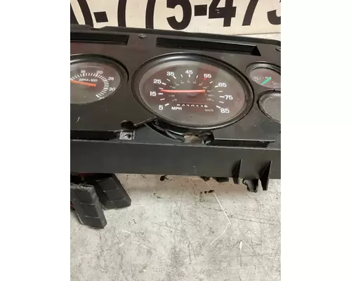STERLING A9500 Instrument Cluster