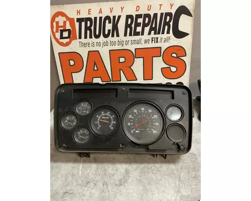 STERLING A9500 Instrument Cluster