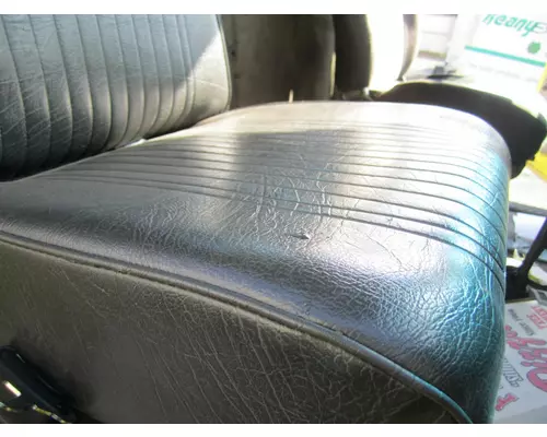 STERLING A9500 SEAT, FRONT